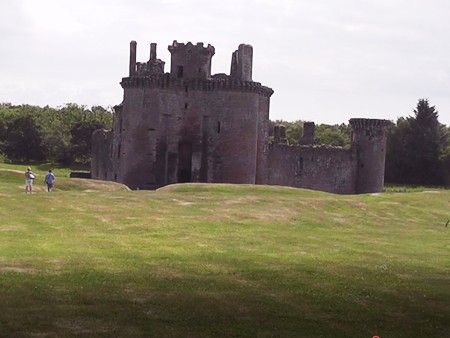 CAELAVAROCK CASTLE